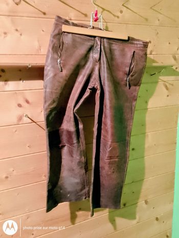 pantalon en cuir