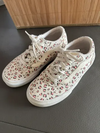 Paire de vans en toile pointure 30