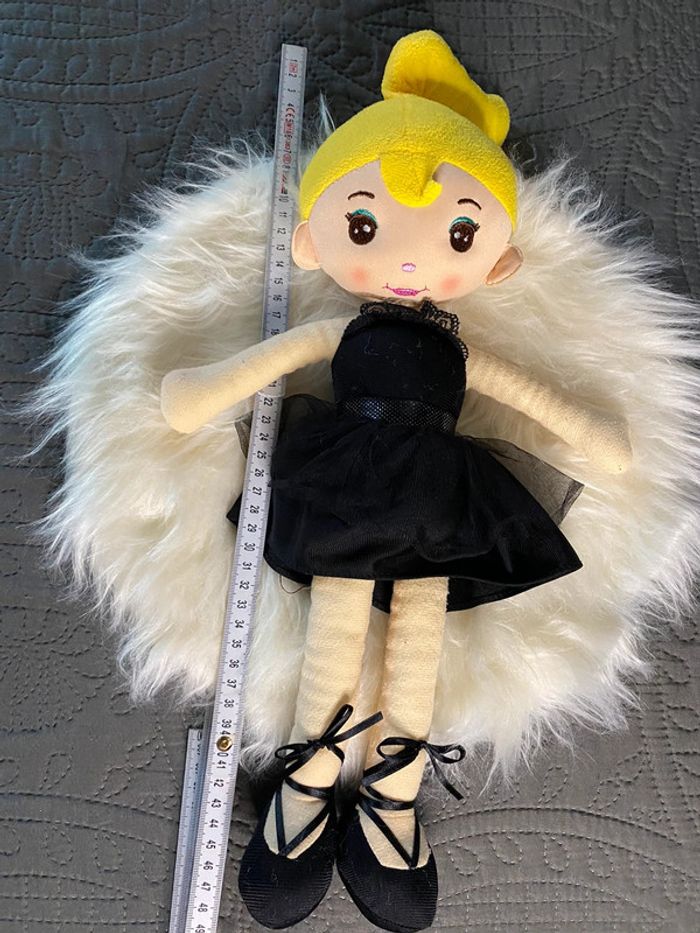 Poupée en peluche danseuse - photo numéro 5
