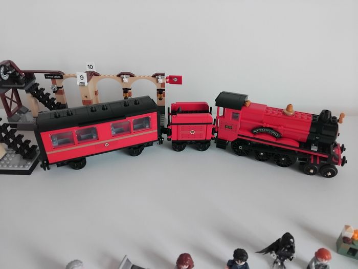 LEGO Harry Potter 75955 – Set Train Poudlard Express + Gare King’s Cross - photo numéro 4