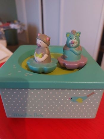 Boite a musique "les pachats", de Moulin Roty
