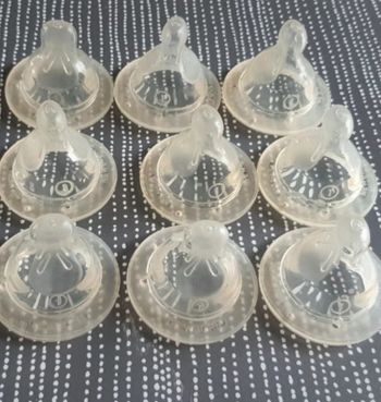 Lot de 9 tétines MAM débit 1
