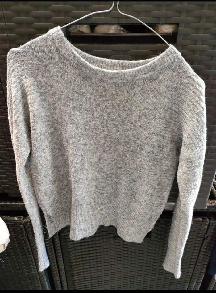 pull Kiabi gris XS en bon etat