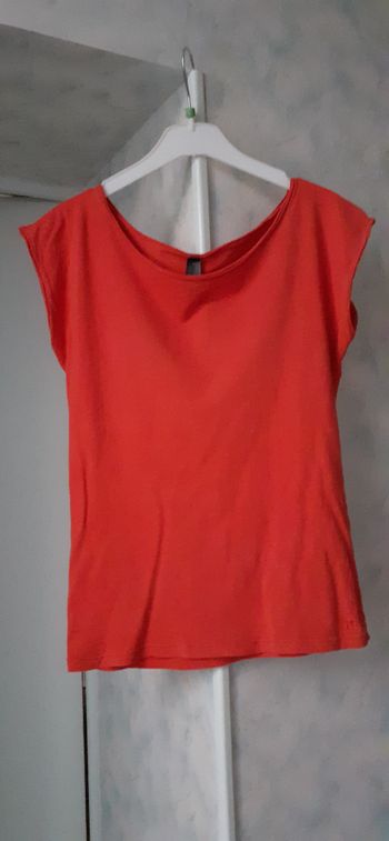 Tee-shirt taille 36-38