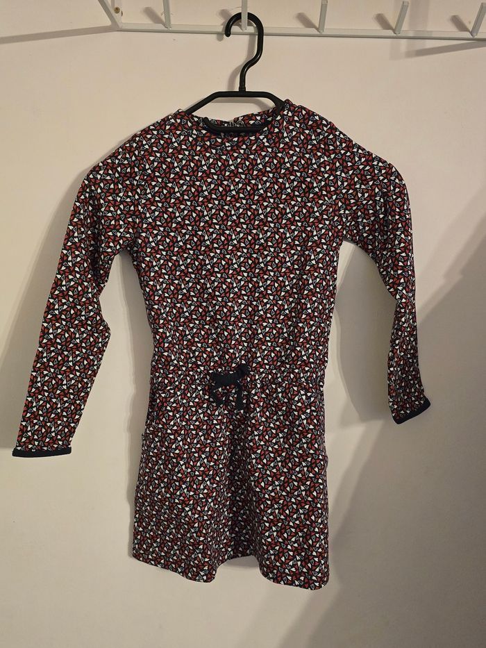 NEUVE (non portée) 🏷🤩😍 superbe  robe sweat 8 ans fille 💥💥🩷🩷🩷