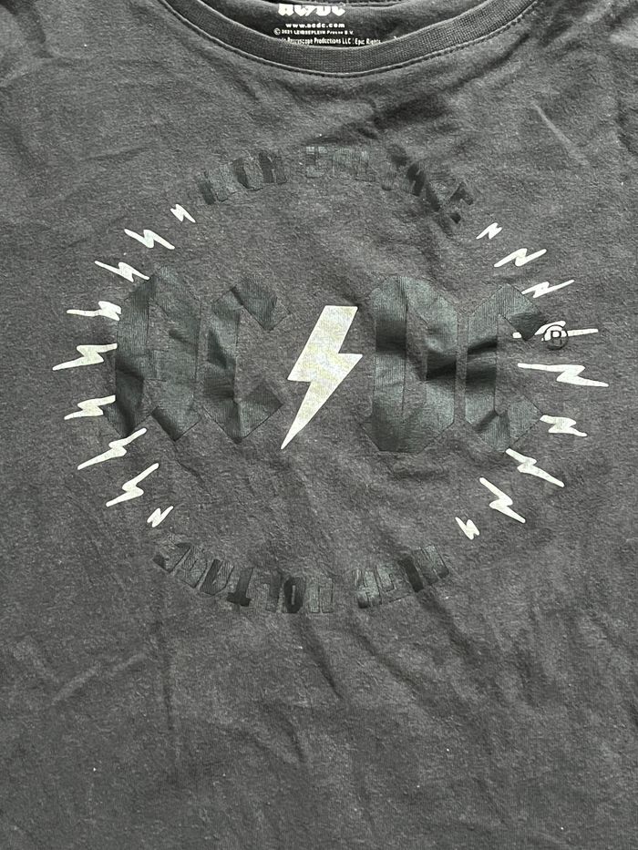 T-shirt ACDC 10 ans - photo numéro 2