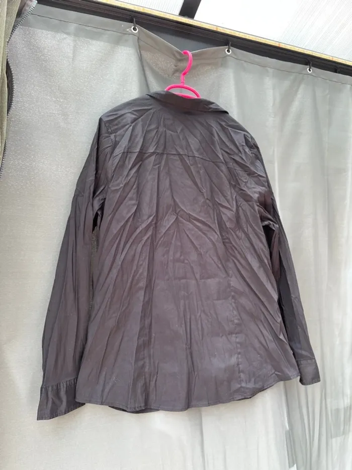 Chemise noir - photo numéro 4