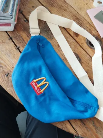 Sacoche McDo bleu