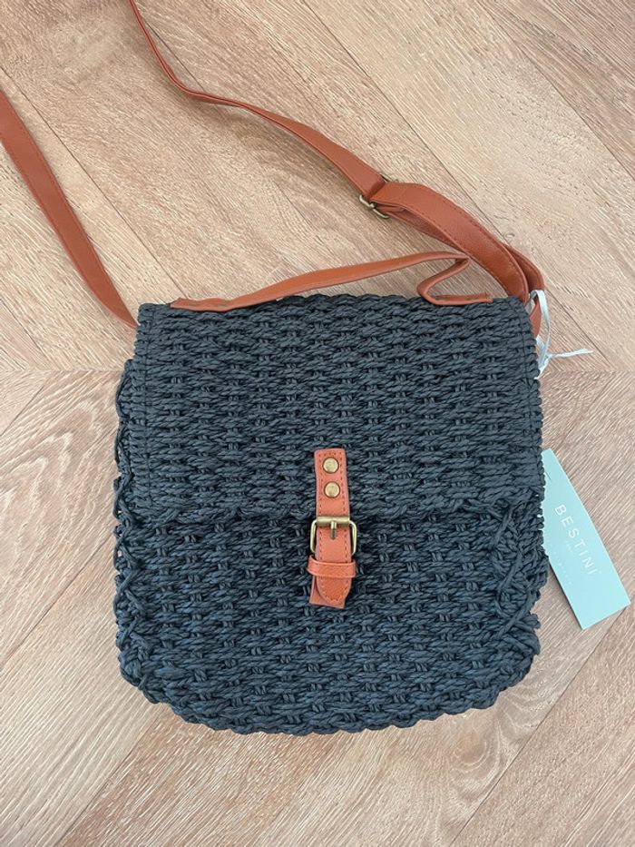 🌟 Sac bandoulière paille tréssé noir et marron