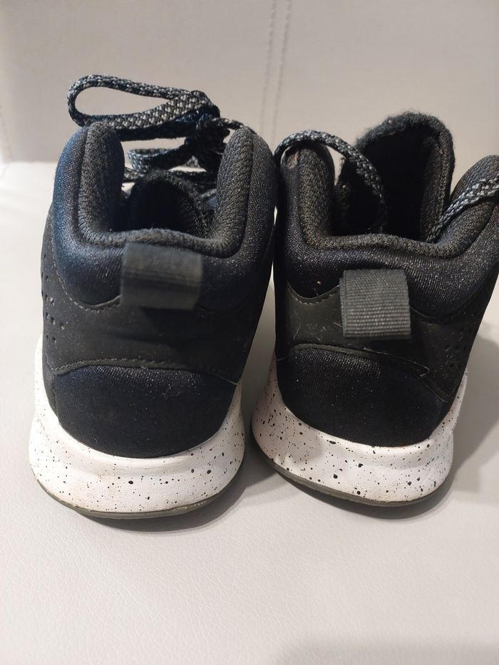 Basket fille - photo numéro 3