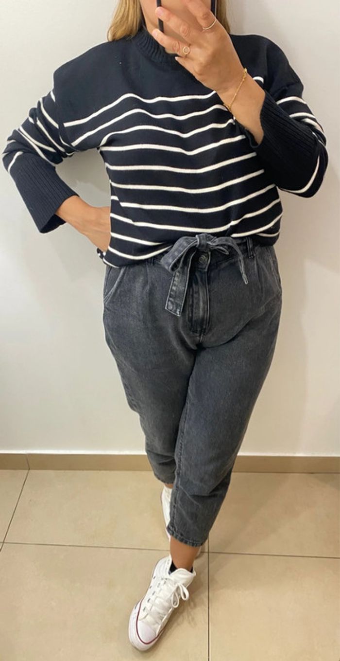 Superbe Pull Rayée Taille M-L - photo numéro 2