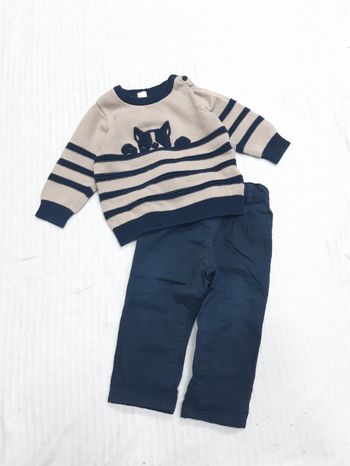 Tenue pull chien et pantalon 9 mois