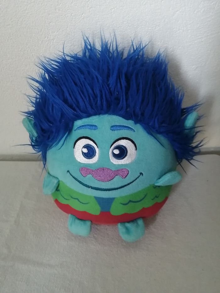 peluche troll