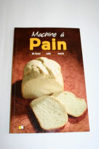 Livre de cuisine "Machine à pain" Editions LLC