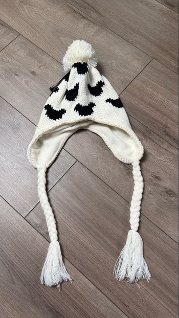 Bonnet pompon Mickey TU neuf