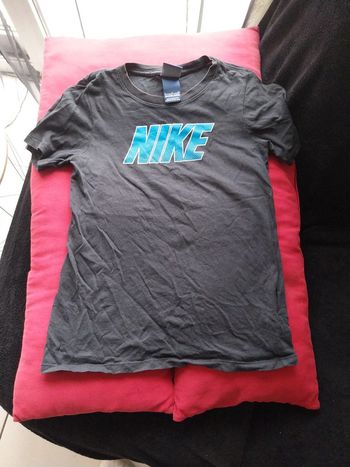 Tee-shirt  nike 8/10 ans