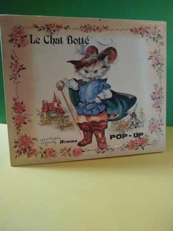 Le chat botté pop-up Hemma