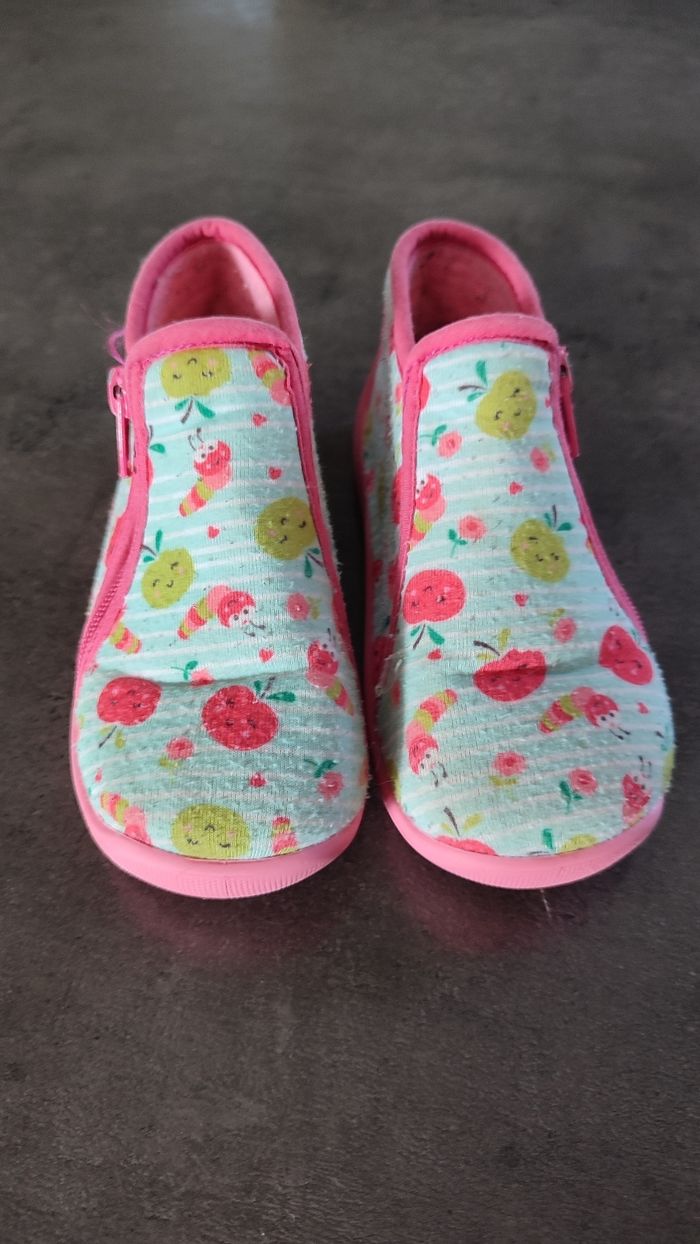 Chaussons taille 25