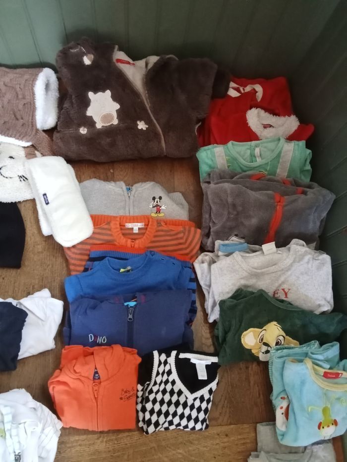 Lot vêtements garçon 18 mois - photo numéro 3