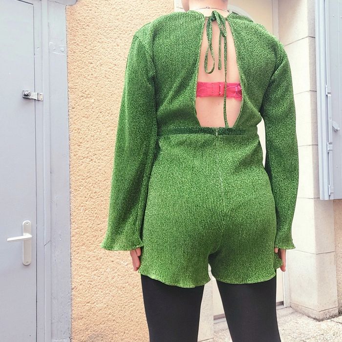 Magnifique combinaison de fêtes taille M - photo numéro 3