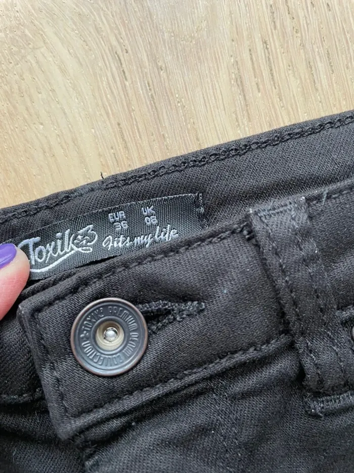 Jeans toxik neuf 36 - photo numéro 2