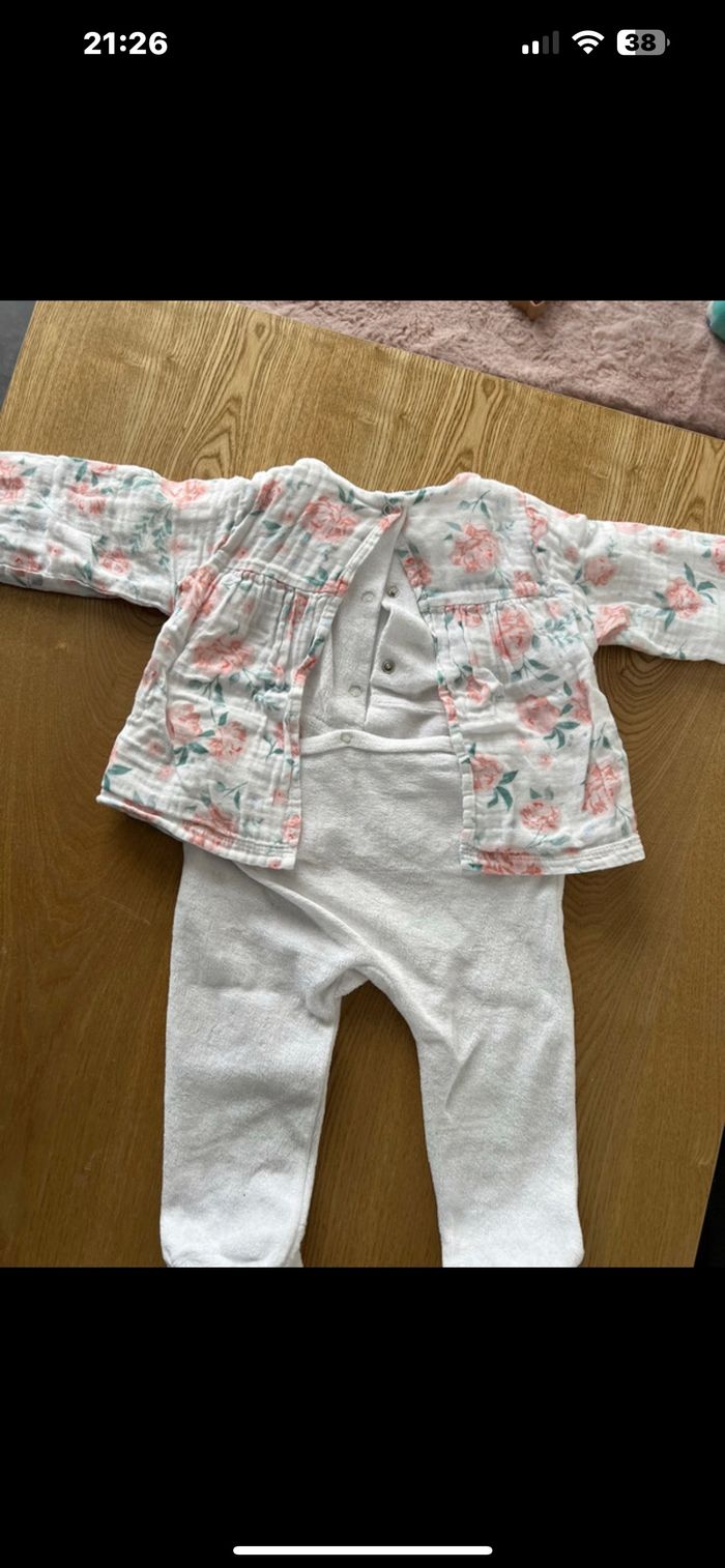 Pyjama - photo numéro 2