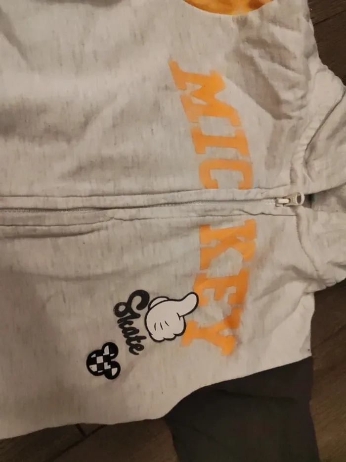 Veste mickey - photo numéro 2