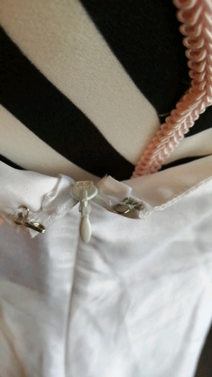 Robe mariage/cocktail/cérémonie blanche et broderie - photo numéro 11