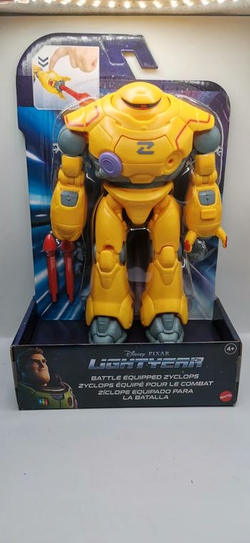Figurine Disney Pixar lightyear battle equipped zyclops