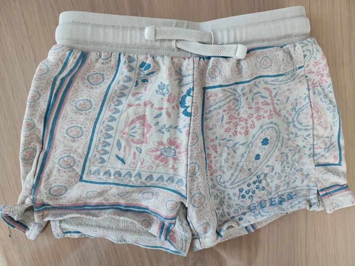 Short Guess 2 ans
