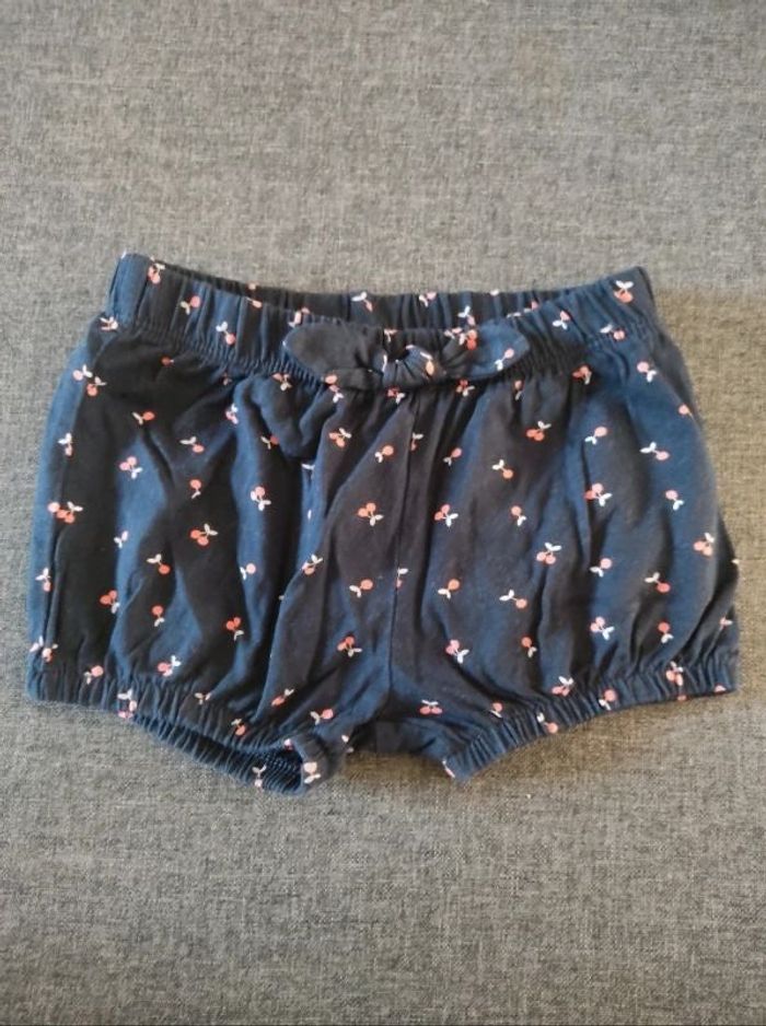 Short 9 mois