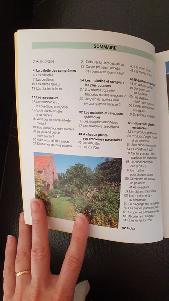 Livre " Soigner ses plantes de jardin " de chez Hachette pratique - photo numéro 10