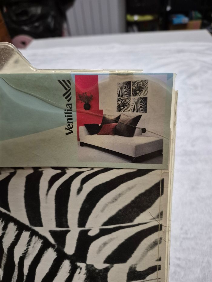 Deco 4 stickers zèbre neufs - photo numéro 4