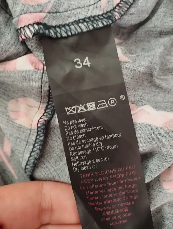 Robe légère One Step taille 34 - photo numéro 10