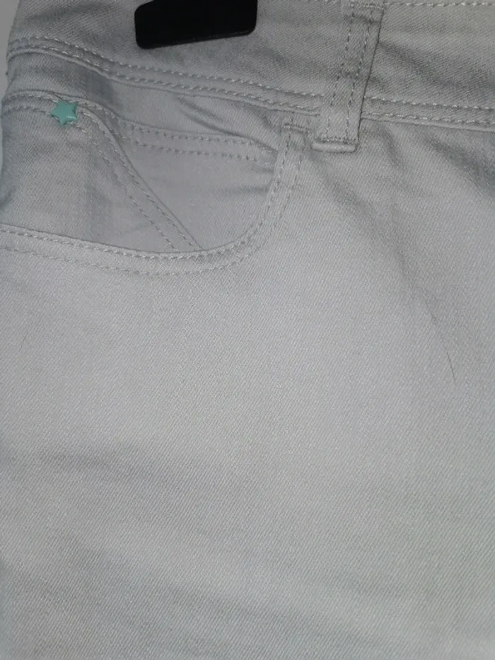 Joli jean 7/8ème Camaïeu - Taille 40 - Neuf - photo numéro 3