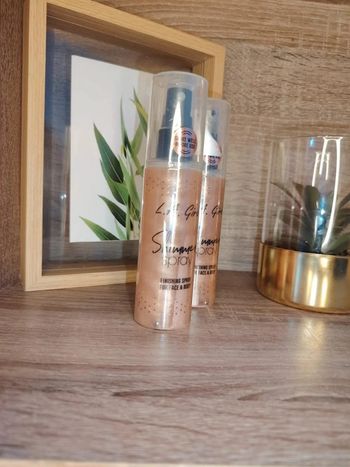 L.A. Girl Shimmer Spray (Spray scintillant pour le visage et le corps)