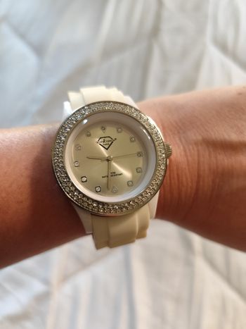Montre femme blanche