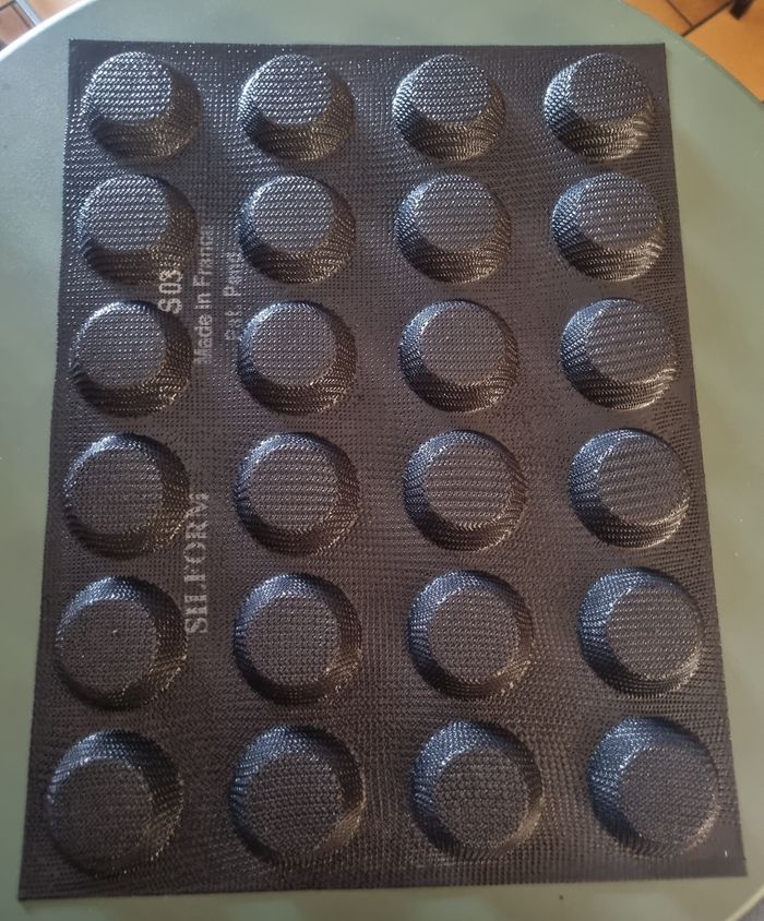 Moule flexipan Guy Demarle NEUF - photo numéro 2