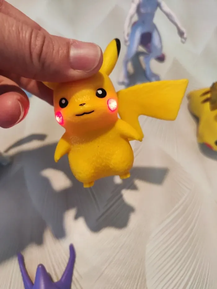 Lot figurines pokémon - photo numéro 11
