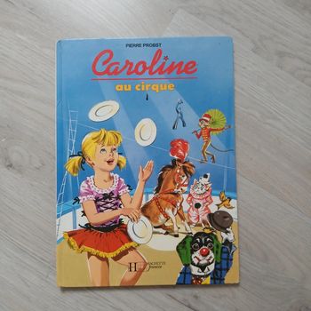 Livre Caroline et ses amis