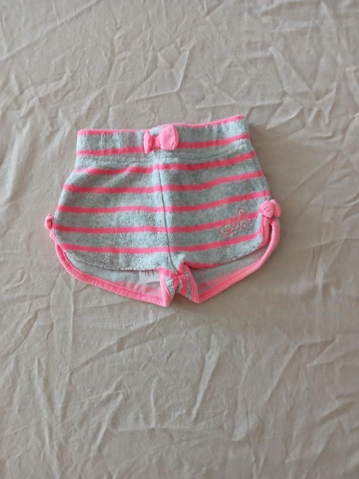 Short 6 mois