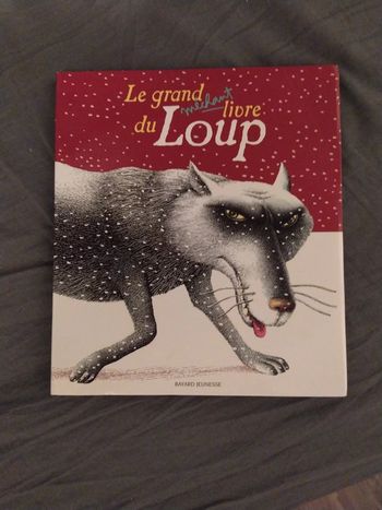 Le grand méchant livre du loup