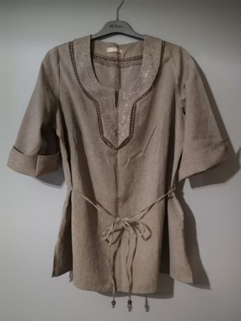 Tunique Daxon. Taille 52. Neuve sans étiquette.