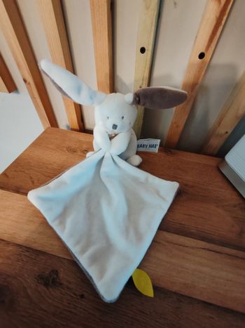 Lapin BABY NAT marron et blanc