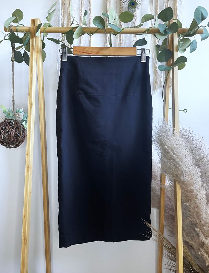 Jupe crayon Zara XS/34 - photo numéro 2