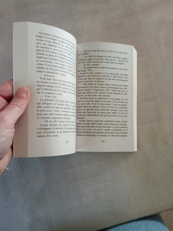 Me regarder quand je te parle - photo numéro 5