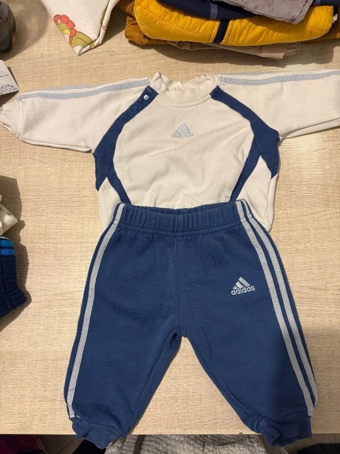 Ensemble adidas