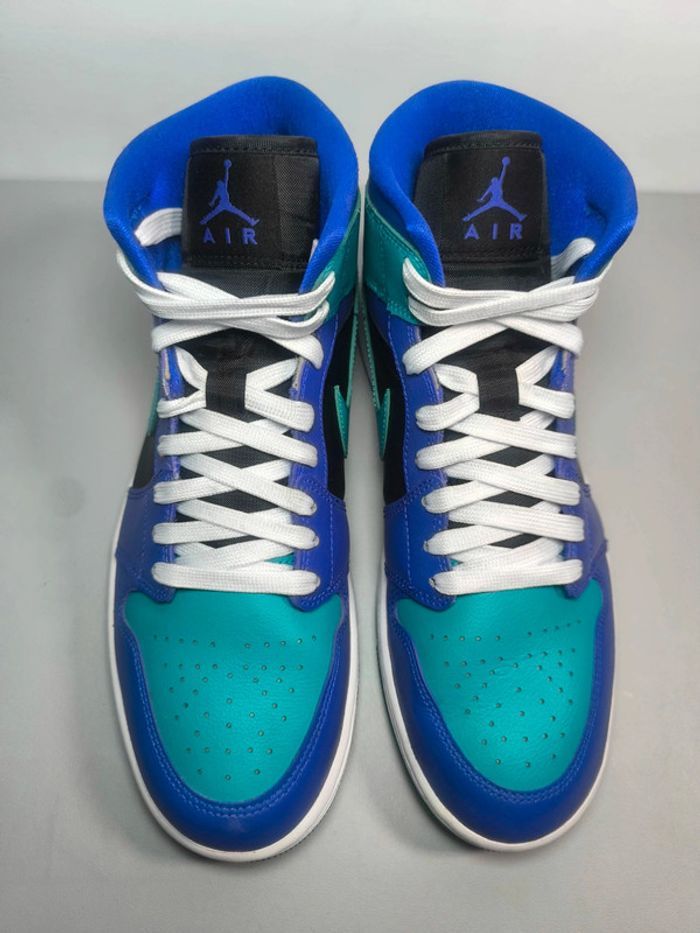 Baskets Jordan one mid black grappe violette noir pointure 42 très bon état avec boîte - photo numéro 5