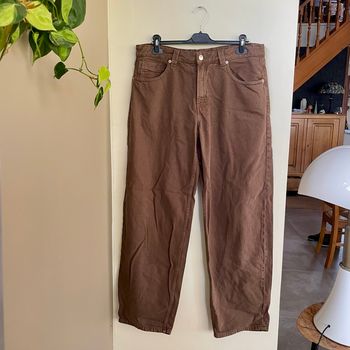 Pantalon large marron en velours côtelé 100% coton taille 42 Stradivarius V074