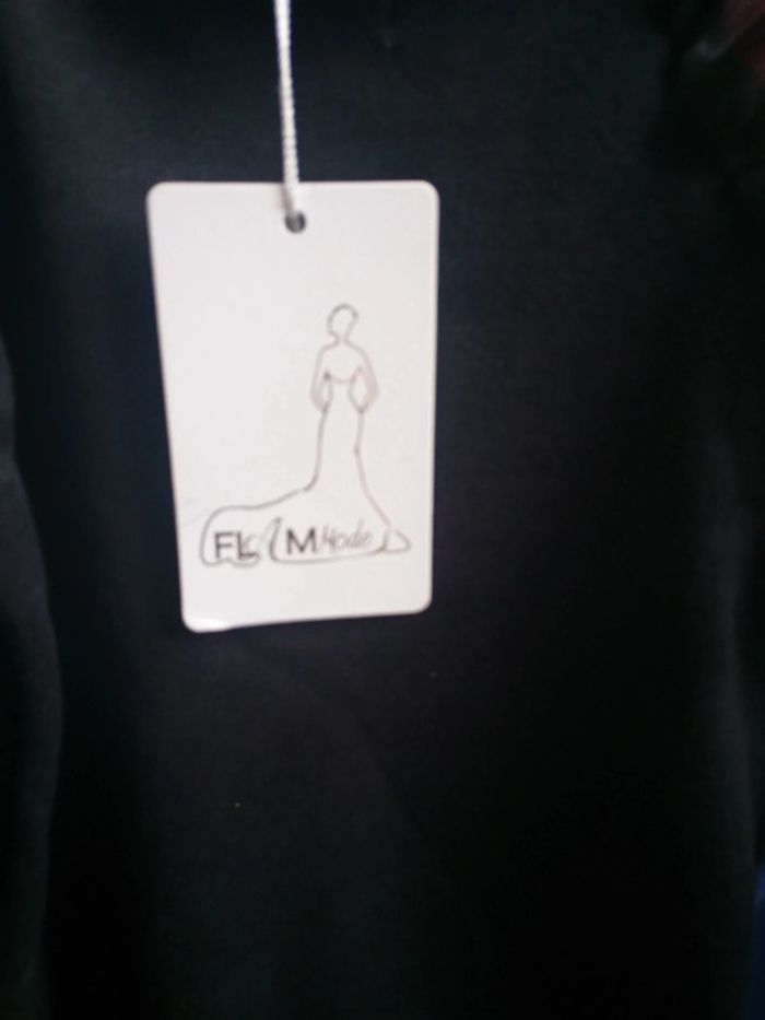 Robe neuve noire s.m - photo numéro 3
